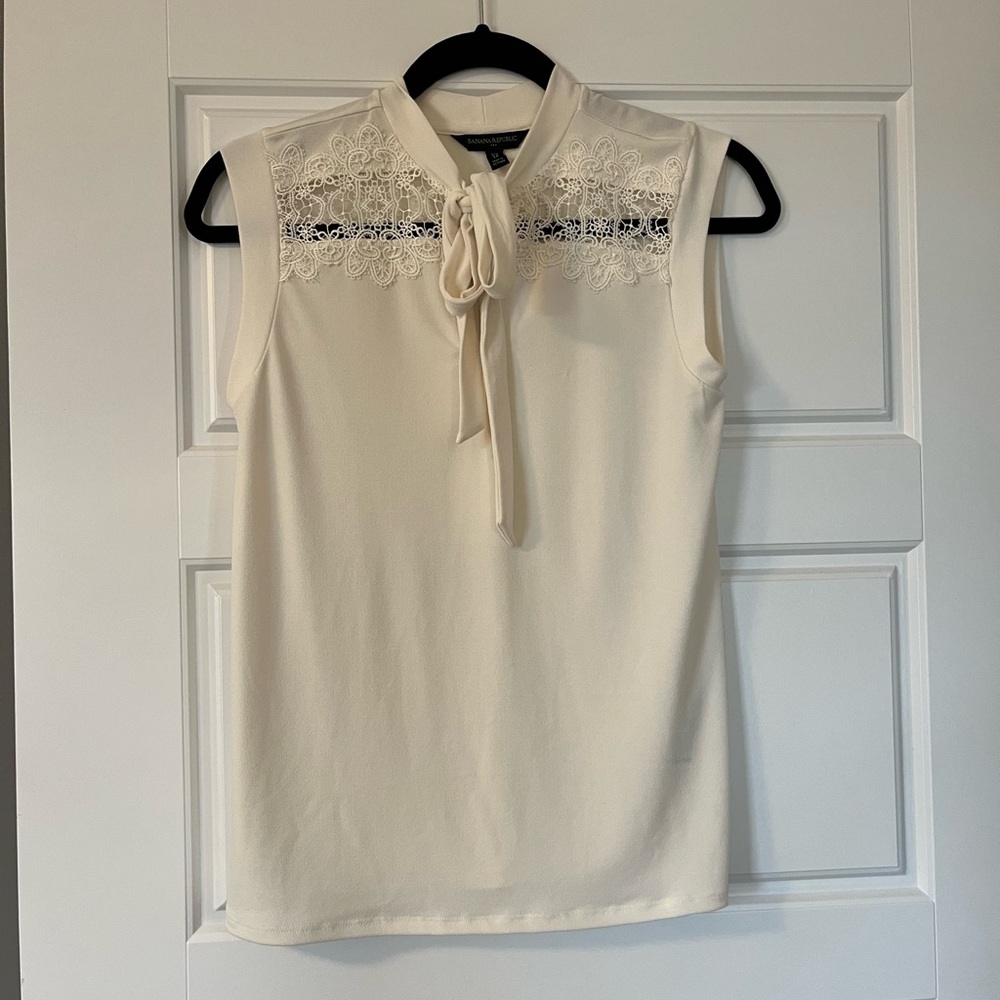 NWT Banana Republic Tie Neck Blouse